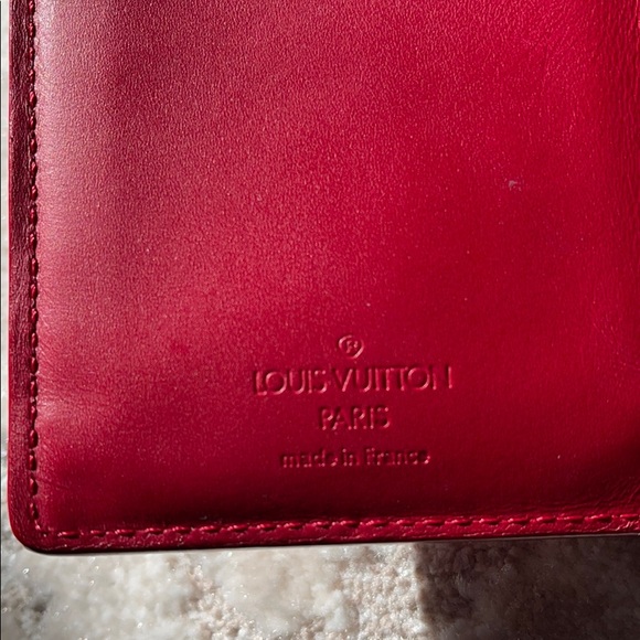 Louis Vuitton Red Monogram Vernis Koala Wallet - Picture 14 of 14